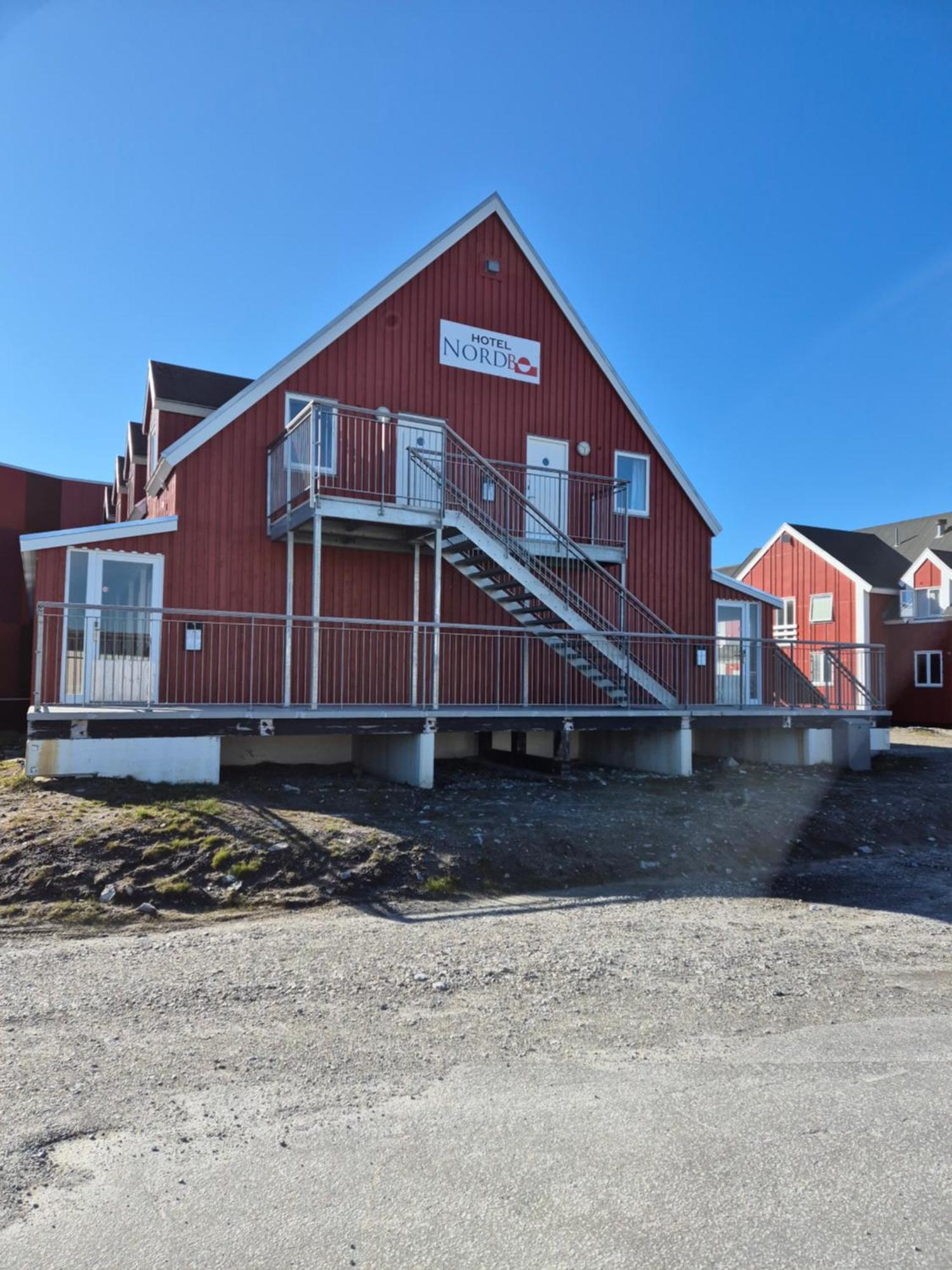 Hotel Nordbo Nuuk Extérieur photo